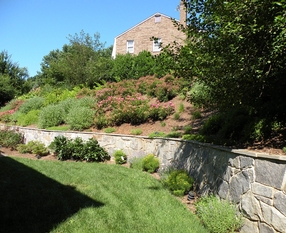 Stone Retaining Wall2 - McLean