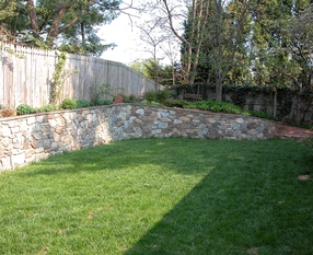 Stone Retaining Wall - Arlington