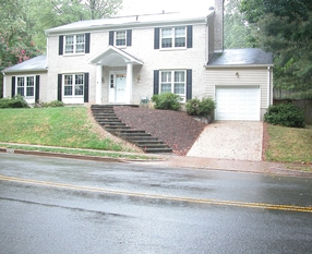 Curving Front Entrance Steps